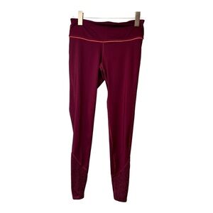 Old Navy Run Tight Leggings in Winter Wine. 27” Inseam. Size Small